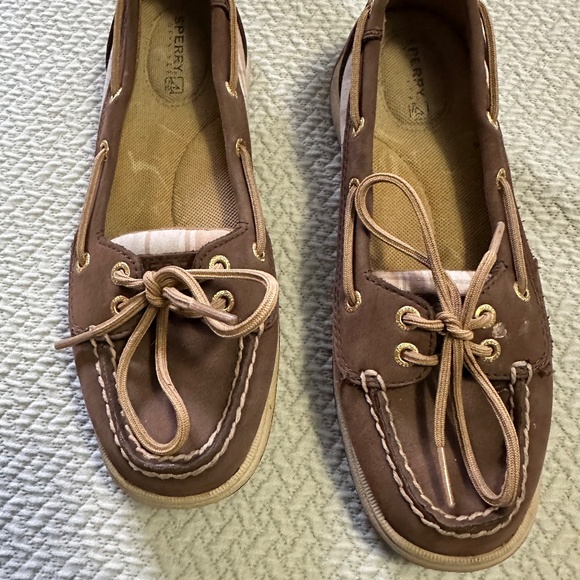 Brown Sperry shoes - Picture 1 of 4